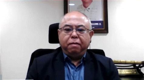 LTO chief faces complaint over ‘no show' car registration.